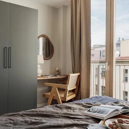 Kevran - 2 Bedrooms And Terrace In Sant Pere Apartment *